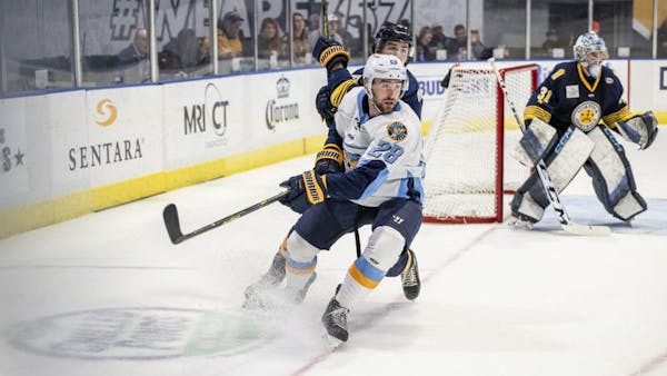 Toledo skates past Norfolk in first of three-game series