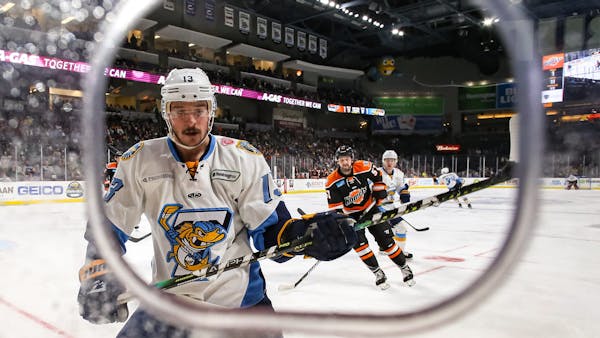 Walleye skate to 6-2 road victory over Wichita