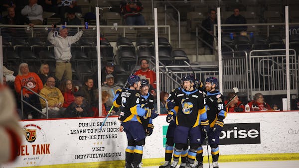 Walleye use five-goal second period to race past Fuel