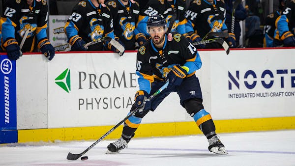 Three power play goals lift Walleye over Cyclones, 4-3